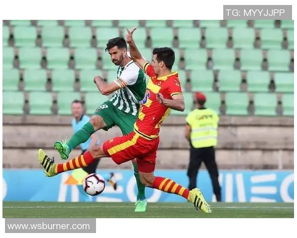 阿雅克肖主场迎战欧塞尔争夺法甲宝贵积分的激烈对决