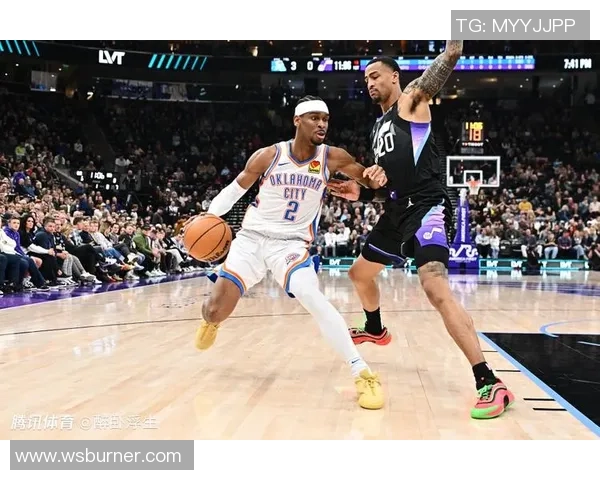 雷霆与爵士精彩对决全场比赛视频回顾及精彩瞬间分析